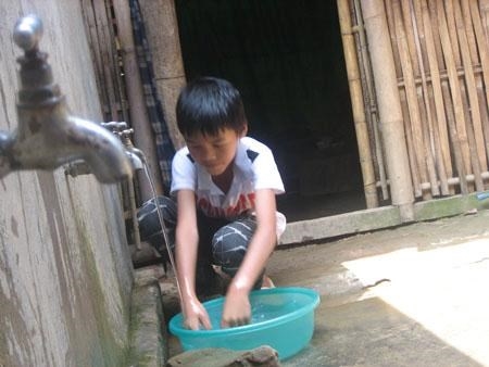 Cao Bằng Gần 83 số dân nông thôn được dùng nước hợp vệ sinh